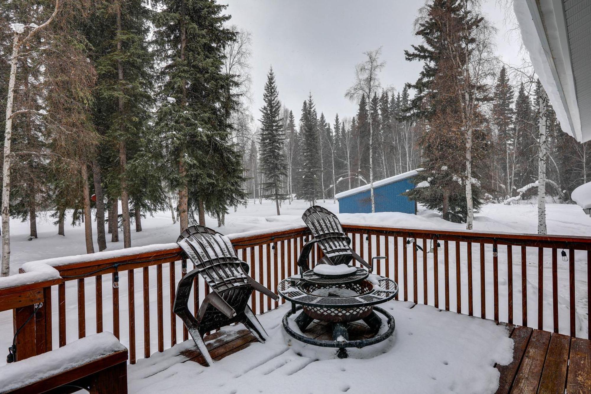 Villa North Pole Escape With Deck And Aurora Lights Views! Exterior foto